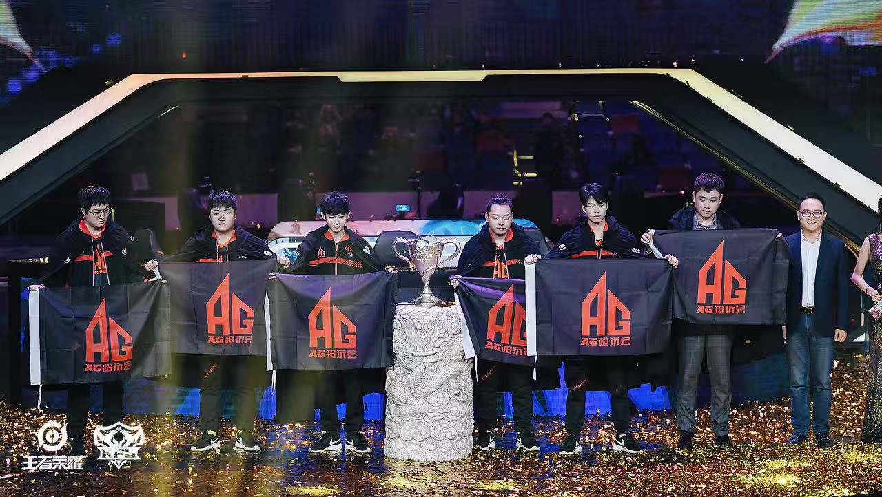 在她的动态